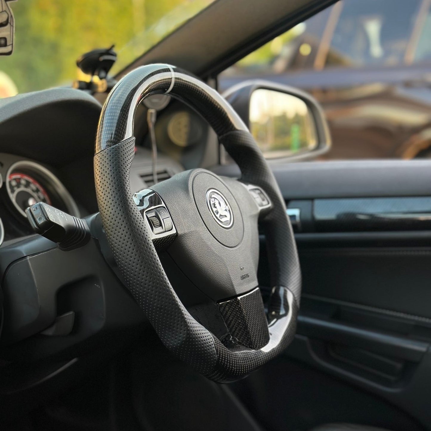 Vauxhall Corsa / Astra D Carbon Fibre Steering Wheel (2006 - 2014)
